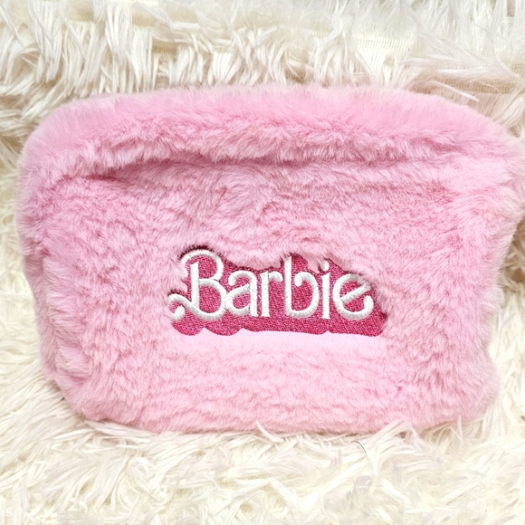 Barbie Handbags - Barbie The Movie Pink Soft Fluffy Faux Fur Cosmetics Bag Primark Exclusive 2023